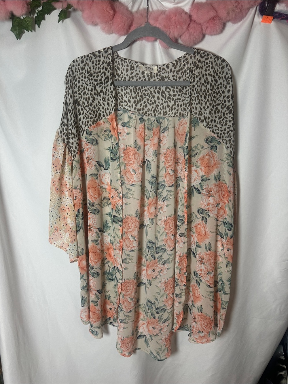 Umgee Cream Floral and Leopard-Trim Open Kimono